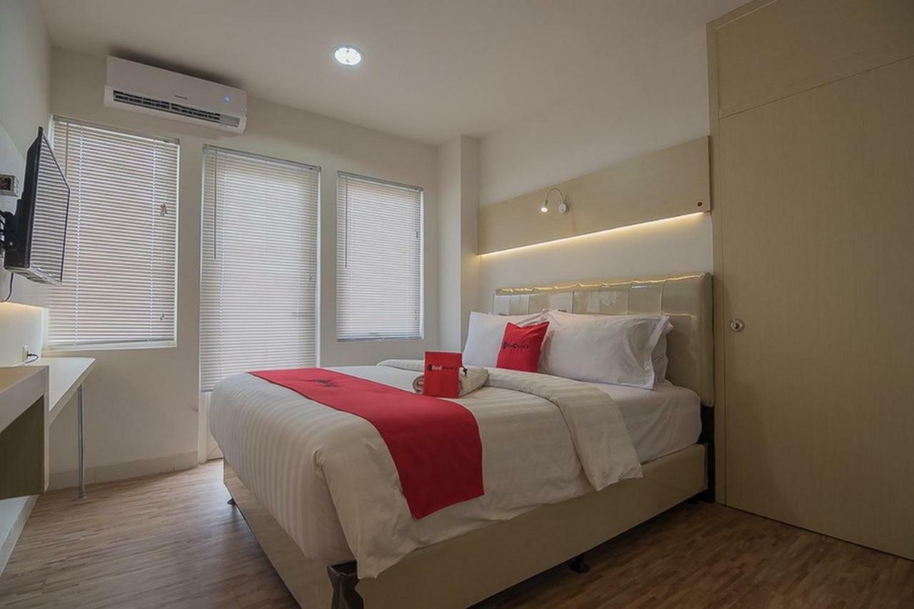 Reddoorz Apartment @ Sentul Tower Bogor Exterior photo