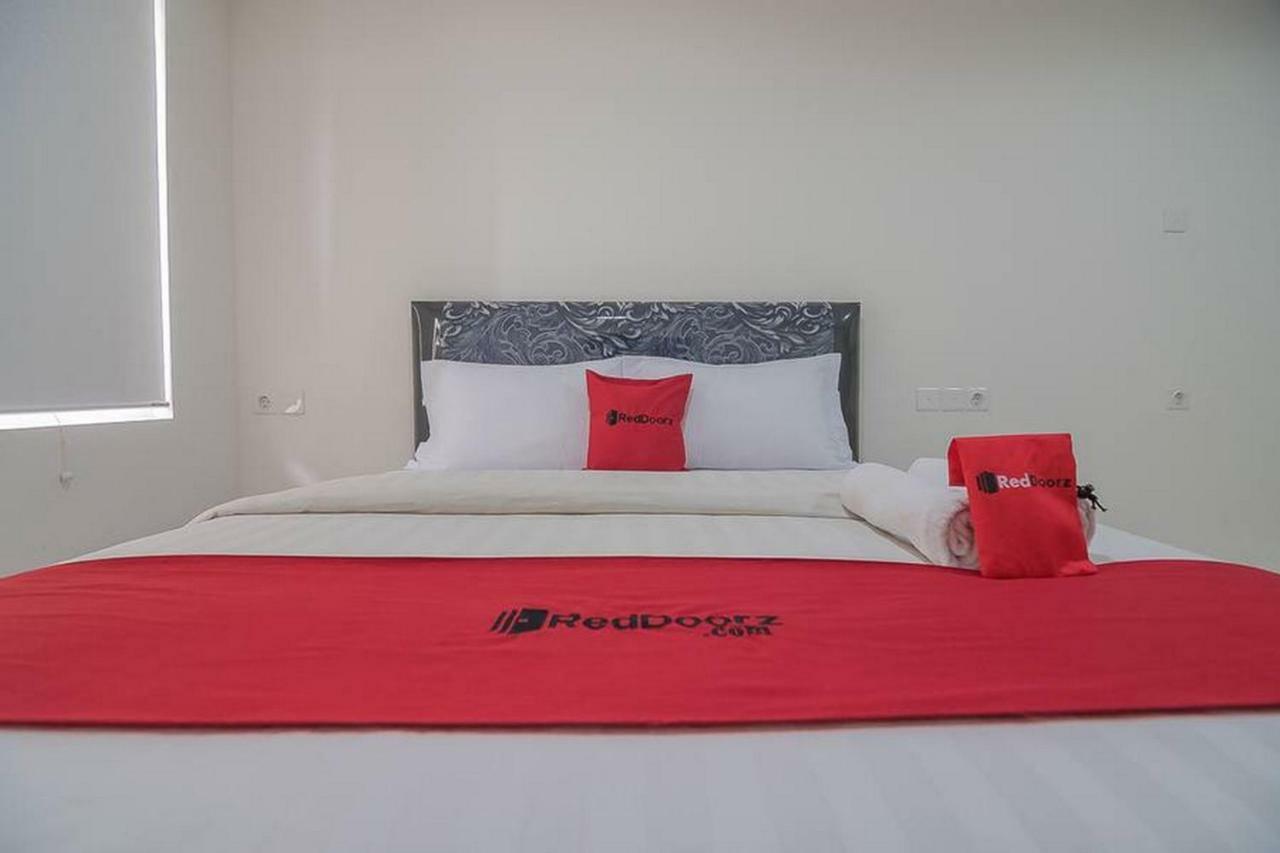 Reddoorz Apartment @ Sentul Tower Bogor Exterior photo